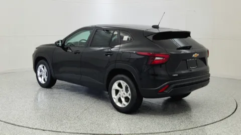 More photos of 2025 Chevrolet Trax LS at Tom Gill Chevrolet, KY