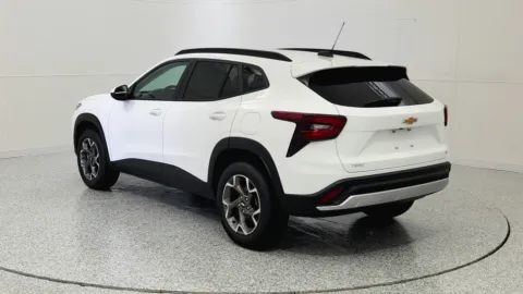 More photos of 2025 Chevrolet Trax LT at Tom Gill Chevrolet, KY