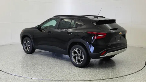 More photos of 2025 Chevrolet Trax LT at Tom Gill Chevrolet, KY