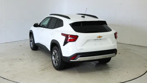 More photos of 2025 Chevrolet Trax LT at Tom Gill Chevrolet, KY