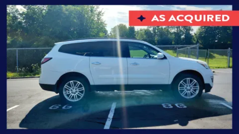 White 2015 Chevrolet Traverse LT for sale in Florence, KY