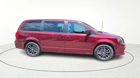 More photos of 2018 Dodge Grand Caravan SXT at Tom Gill Chevrolet, KY