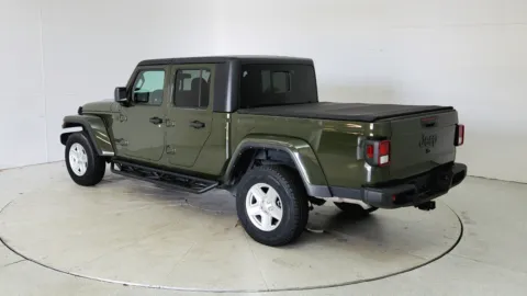 More photos of 2022 Jeep Gladiator Sport S at Tom Gill Chevrolet, KY