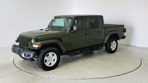 Another view of 2022 Jeep Gladiator Sport S for sale in Florence, KY at Tom Gill Chevrolet