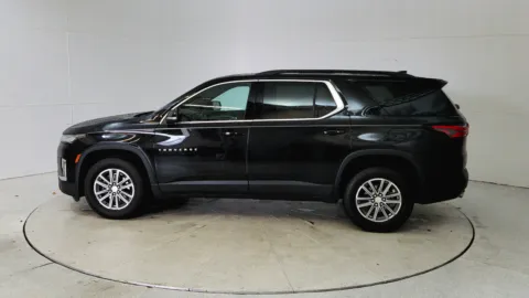 More photos of 2023 Chevrolet Traverse LT Cloth at Tom Gill Chevrolet, KY