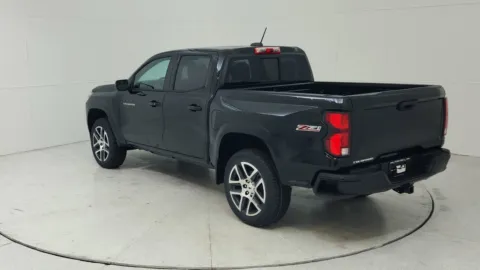 More photos of 2023 Chevrolet Colorado 4WD Z71 at Tom Gill Chevrolet, KY