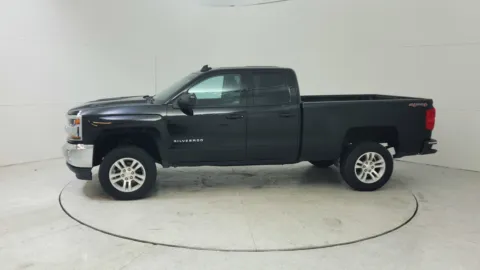 More photos of 2016 Chevrolet Silverado 1500 LT at Tom Gill Chevrolet, KY