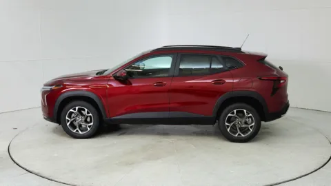 More photos of 2024 Chevrolet Trax LT at Tom Gill Chevrolet, KY