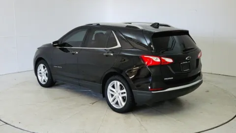 More photos of 2021 Chevrolet Equinox Premier at Tom Gill Chevrolet, KY