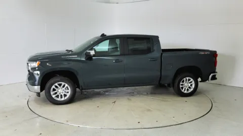 More photos of 2026 Chevrolet Silverado 1500 LT at Tom Gill Chevrolet, KY
