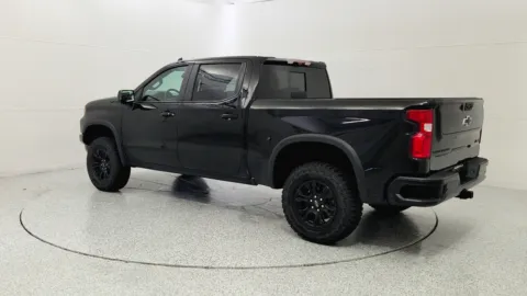 More photos of 2025 Chevrolet Silverado 1500 ZR2 at Tom Gill Chevrolet, KY