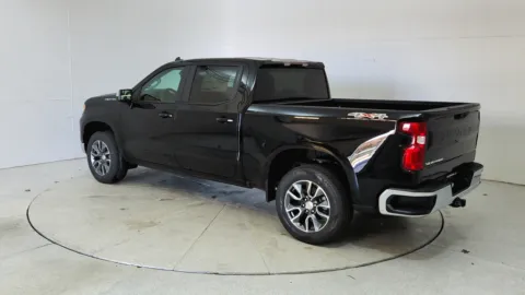 More photos of 2025 Chevrolet Silverado 1500 LT at Tom Gill Chevrolet, KY