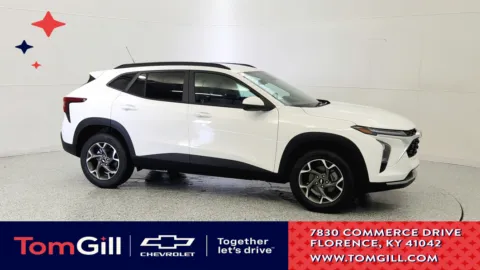 White 2025 Chevrolet Trax LT for sale in Florence, KY