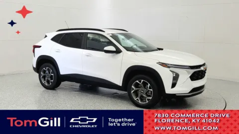 White 2025 Chevrolet Trax LT for sale in Florence, KY
