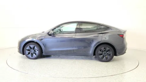 More photos of 2025 Tesla Model Y Long Range at Tom Gill Chevrolet, KY