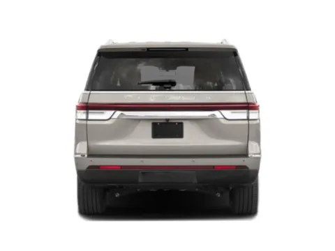 More photos of 2022 Lincoln Navigator L Reserve at Tom Gill Chevrolet, KY