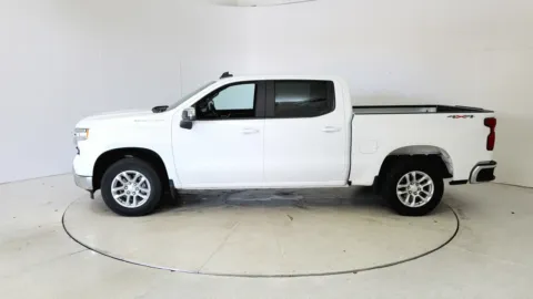 More photos of 2022 Chevrolet Silverado 1500 LT at Tom Gill Chevrolet, KY