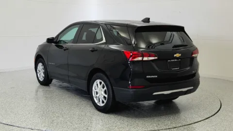 More photos of 2022 Chevrolet Equinox LT at Tom Gill Chevrolet, KY