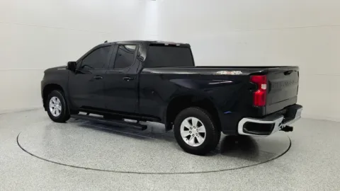 More photos of 2020 Chevrolet Silverado 1500 LT at Tom Gill Chevrolet, KY