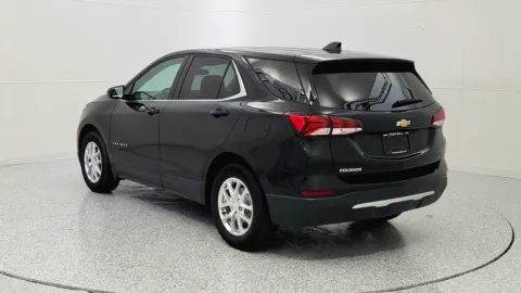 More photos of 2023 Chevrolet Equinox LT at Tom Gill Chevrolet, KY