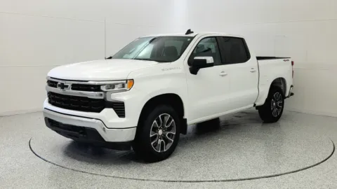 Another view of 2022 Chevrolet Silverado 1500 LT for sale in Florence, KY at Tom Gill Chevrolet