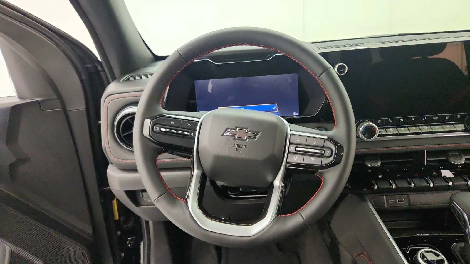 2026 Chevrolet Colorado Z71 photo 29