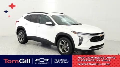 White 2025 Chevrolet Trax LT for sale in Florence, KY