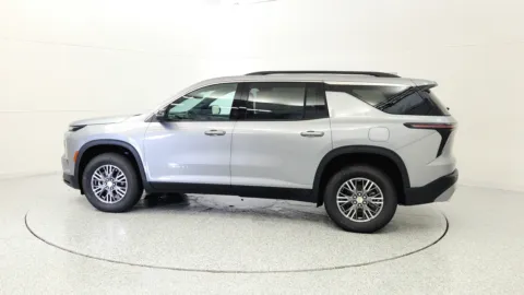More photos of 2026 Chevrolet Traverse AWD LT at Tom Gill Chevrolet, KY