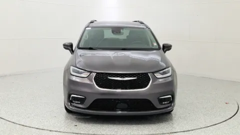 Photos of 2022 Chrysler Pacifica Touring L for sale in Florence, KY at Tom Gill Chevrolet