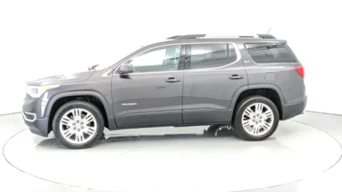More photos of 2017 GMC Acadia SLT at Tom Gill Chevrolet, KY