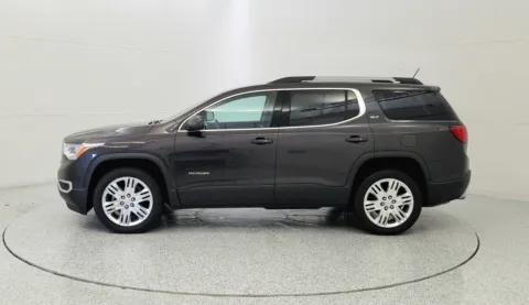 More photos of 2017 GMC Acadia SLT at Tom Gill Chevrolet, KY