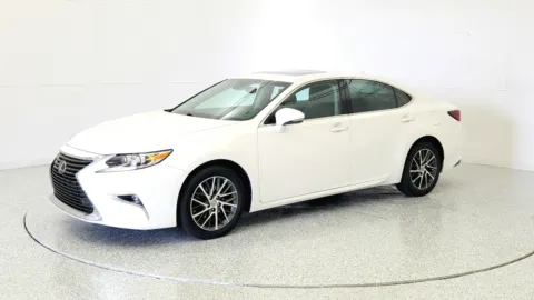 Another view of 2018 Lexus ES 350 for sale in Florence, KY at Tom Gill Chevrolet