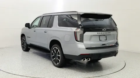 More photos of 2025 Chevrolet Suburban RST at Tom Gill Chevrolet, KY