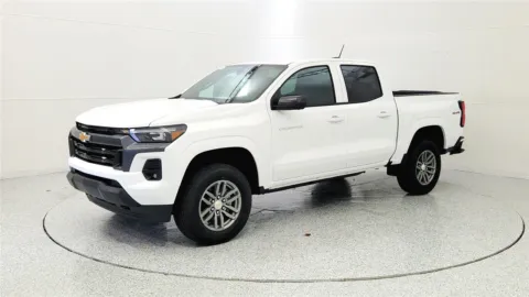 Another view of 2026 Chevrolet Colorado 4WD LT for sale in Florence, KY at Tom Gill Chevrolet