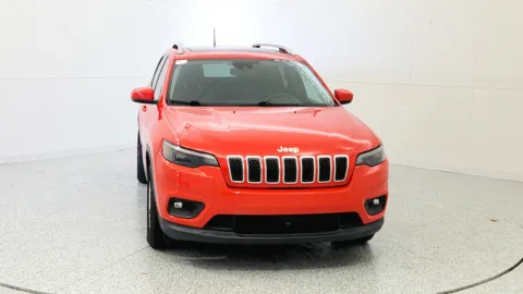 Photos of 2021 Jeep Cherokee Latitude Lux for sale in Florence, KY at Tom Gill Chevrolet