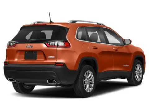 Photos of 2021 Jeep Cherokee Latitude Lux for sale in Florence, KY at Tom Gill Chevrolet