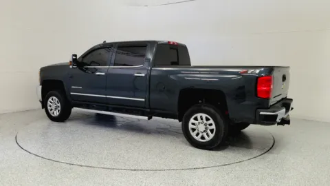 More photos of 2018 Chevrolet Silverado 2500HD LTZ at Tom Gill Chevrolet, KY