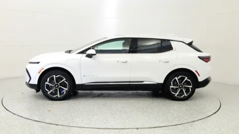 More photos of 2025 Chevrolet Equinox EV LT2 with PDE at Tom Gill Chevrolet, KY