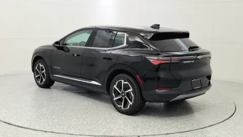 More photos of 2025 Chevrolet Equinox EV LT2 with PDE at Tom Gill Chevrolet, KY