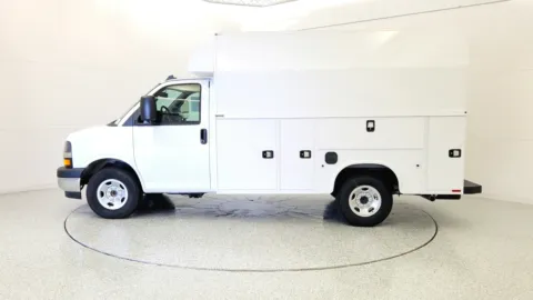 More photos of 2025 Chevrolet Express Commercial Cutaway Work Van at Tom Gill Chevrolet, KY