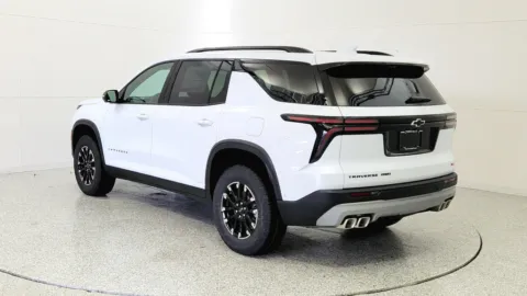 More photos of 2025 Chevrolet Express Commercial Cutaway Work Van at Tom Gill Chevrolet, KY