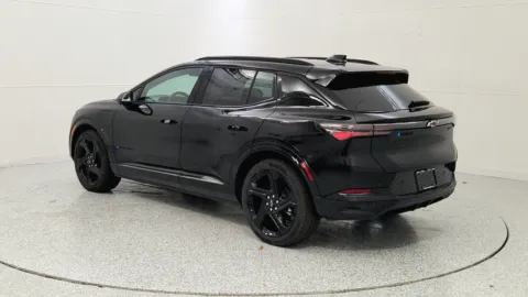 More photos of 2025 Chevrolet Equinox EV RS at Tom Gill Chevrolet, KY