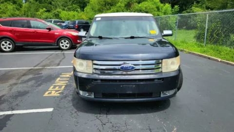 Photos of 2009 Ford Flex Limited for sale in Florence, KY at Tom Gill Chevrolet