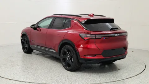 More photos of 2025 Chevrolet Equinox EV RS at Tom Gill Chevrolet, KY