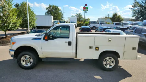 More photos of 2016 Ford Super Duty F-350 SRW XLT at Tom Gill Chevrolet, KY