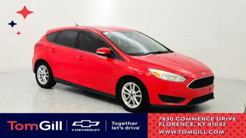 Red 2017 Ford Focus SE for sale in Florence, KY