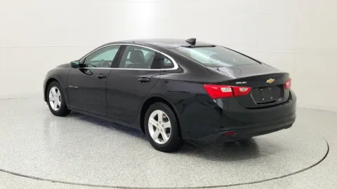 More photos of 2022 Chevrolet Malibu LS at Tom Gill Chevrolet, KY