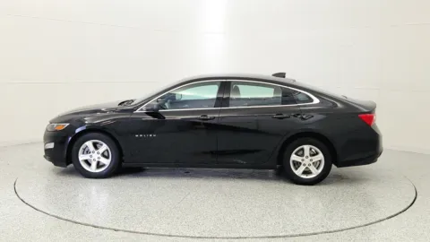 More photos of 2022 Chevrolet Malibu LS at Tom Gill Chevrolet, KY