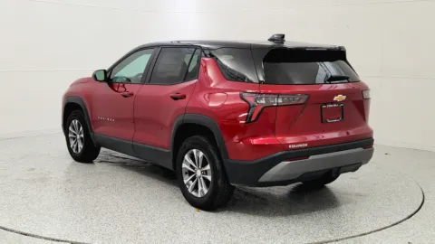 More photos of 2026 Chevrolet Equinox FWD LT at Tom Gill Chevrolet, KY