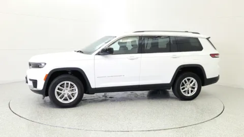 More photos of 2023 Jeep Grand Cherokee L Laredo at Tom Gill Chevrolet, KY